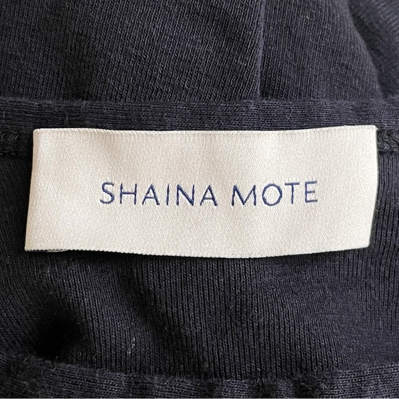 Shaina Mote Black Top - Picture 4 of 9